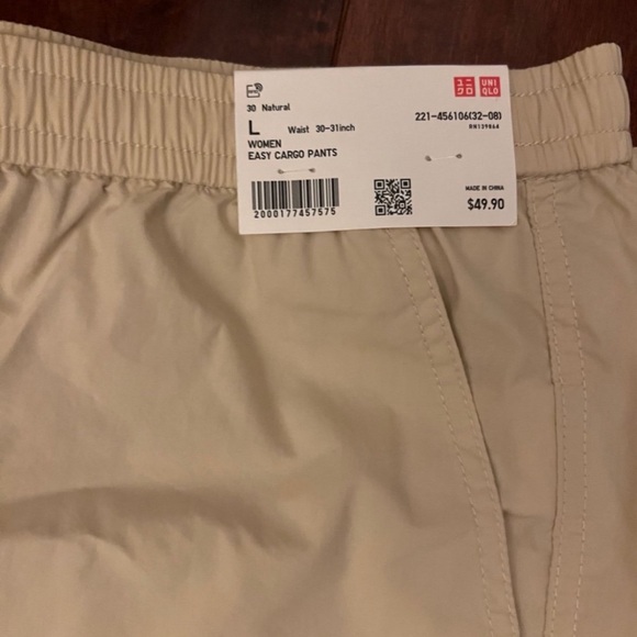 UNIQLO Easy Cargo Pants in Natural Cream Adjustable Hems Women's Size L - Picture 3 of 15